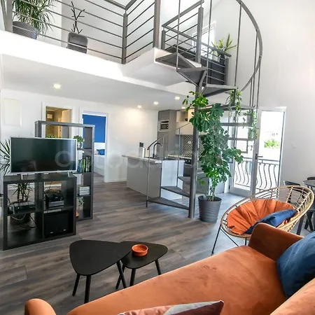 Rooftop Penthouse - Private Hottub & Duplex Whirlpool * Makarska