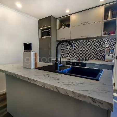 Apartment Rooftop Penthouse - Private Hottub & Duplex Whirlpool Makarska