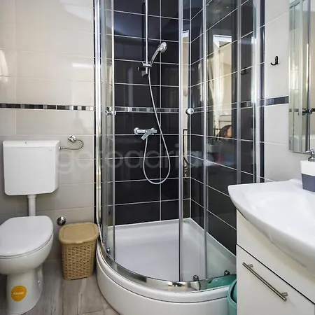 Apartment Rooftop Penthouse - Private Hottub & Duplex Whirlpool Makarska